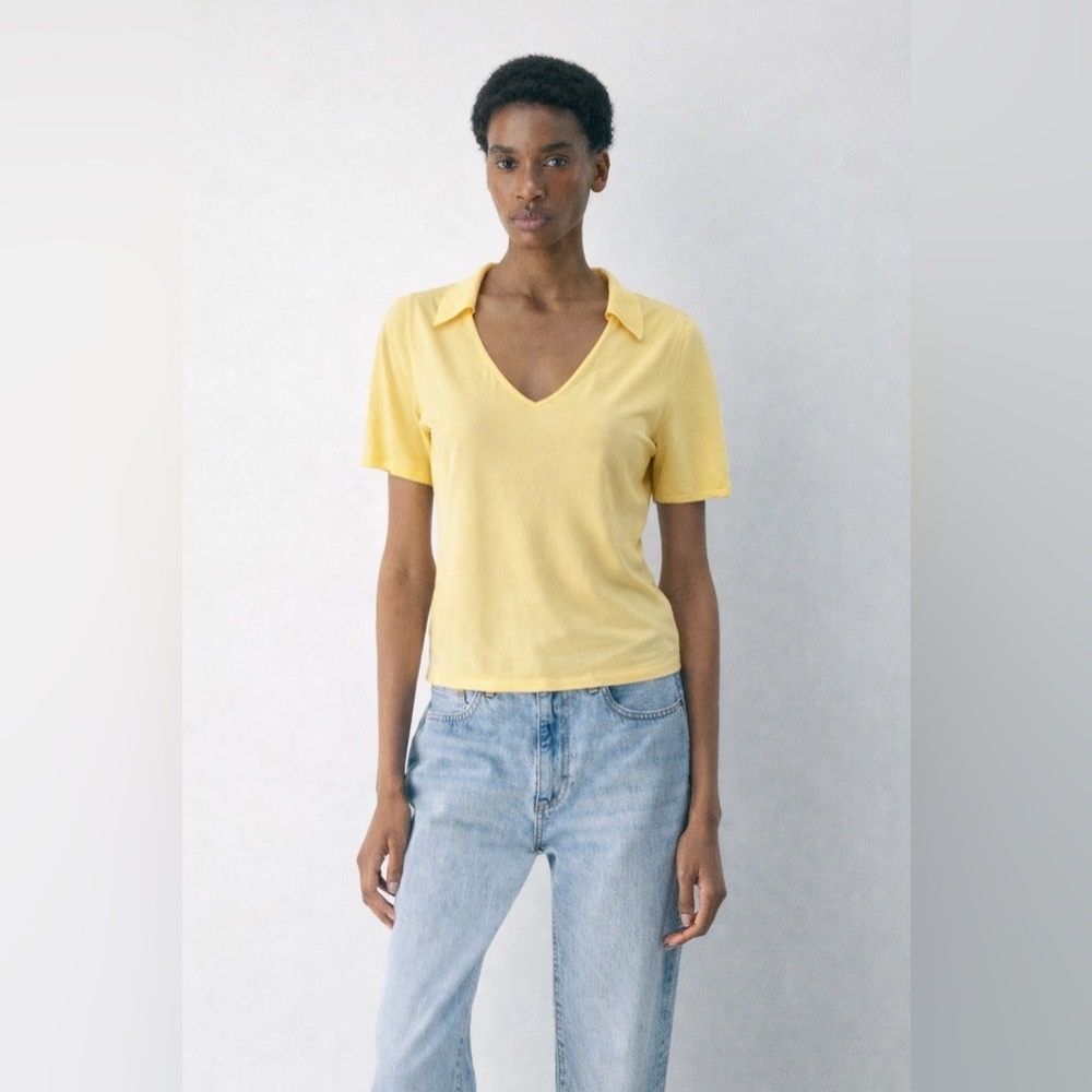 ARITZIA Babaton - Short Sleeve Polo Top